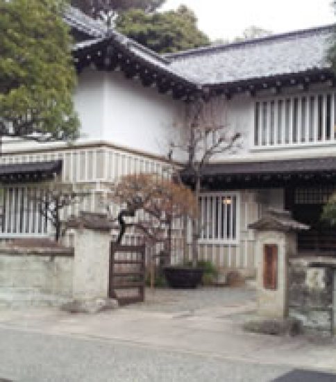 日常品の“美”を見つめる「日本民藝館」